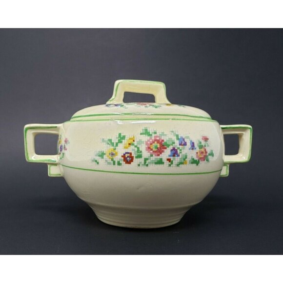 Johnson Brothers Victorian Floral Sugar Bowl with Lid - Picture 2 of 10